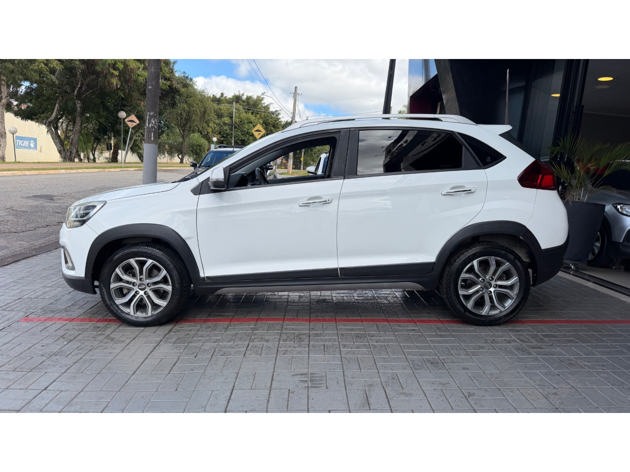 CHERY Tiggo 2 1.5 16V 4P FLEX ACT AUTOMÁTICO
