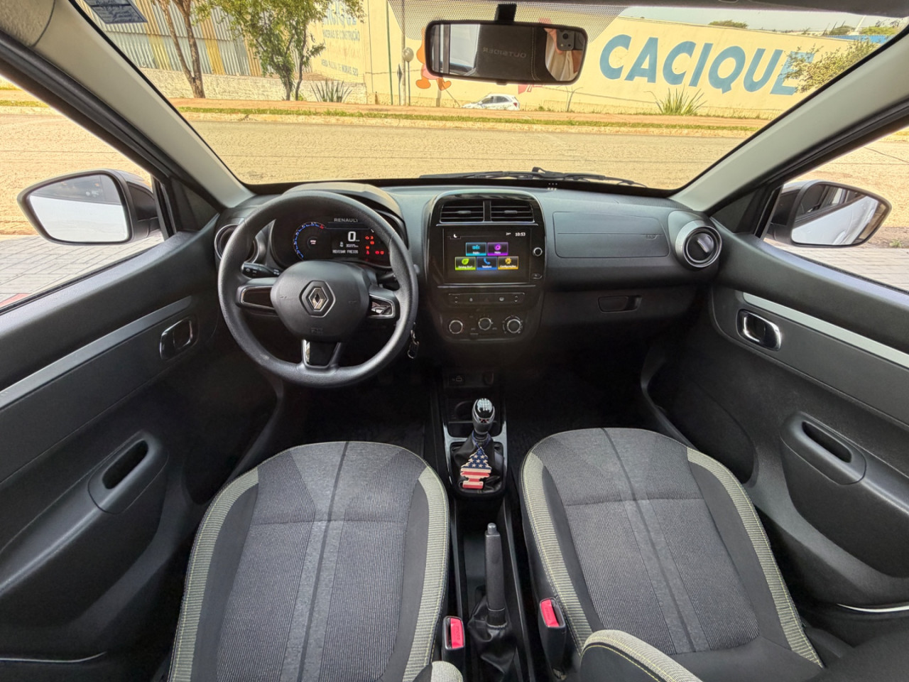 RENAULT Kwid 1.0 12V 4P SCE FLEX OUTSIDER