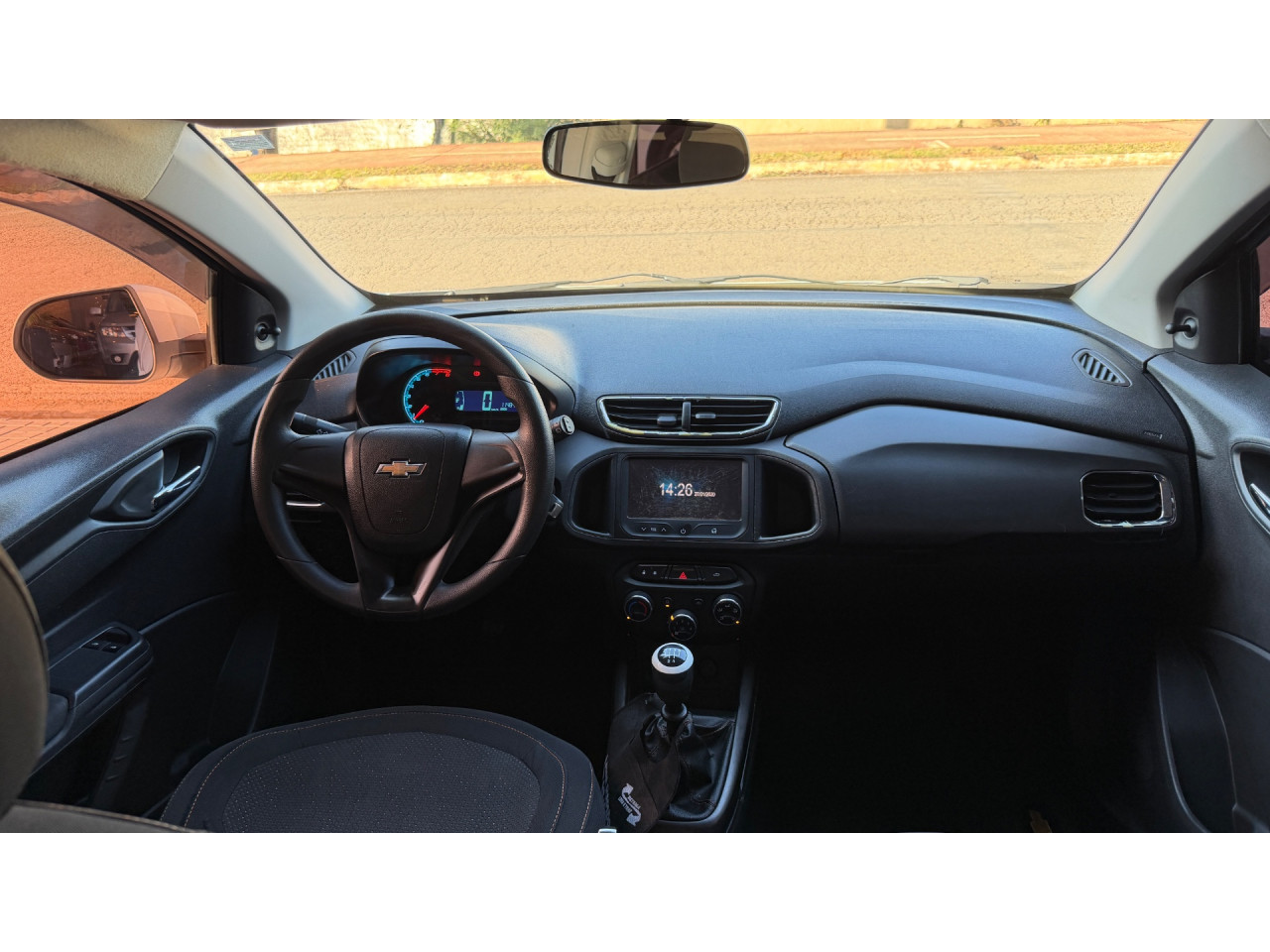 CHEVROLET Onix Hatch 1.4 4P FLEX LT