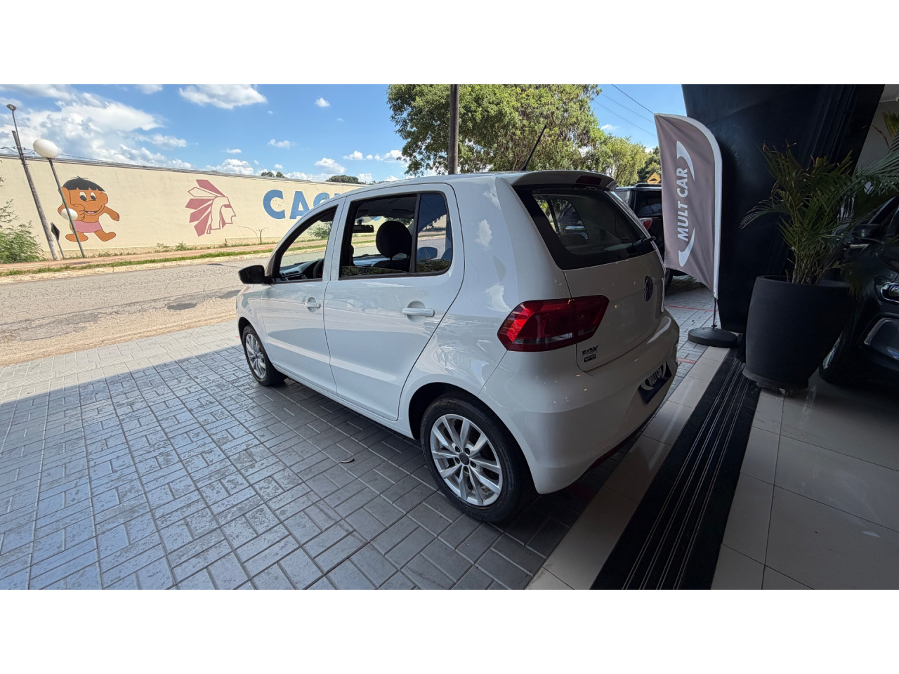 VOLKSWAGEN Fox 1.0 TRENDLINE FLEX