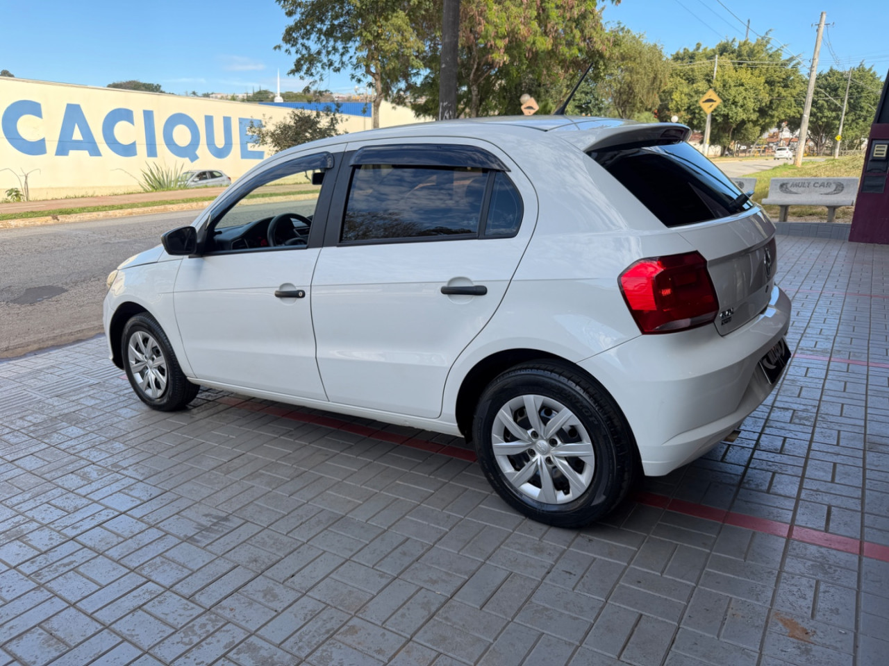 VOLKSWAGEN Gol 1.0 12V 4P FLEX MPI G7