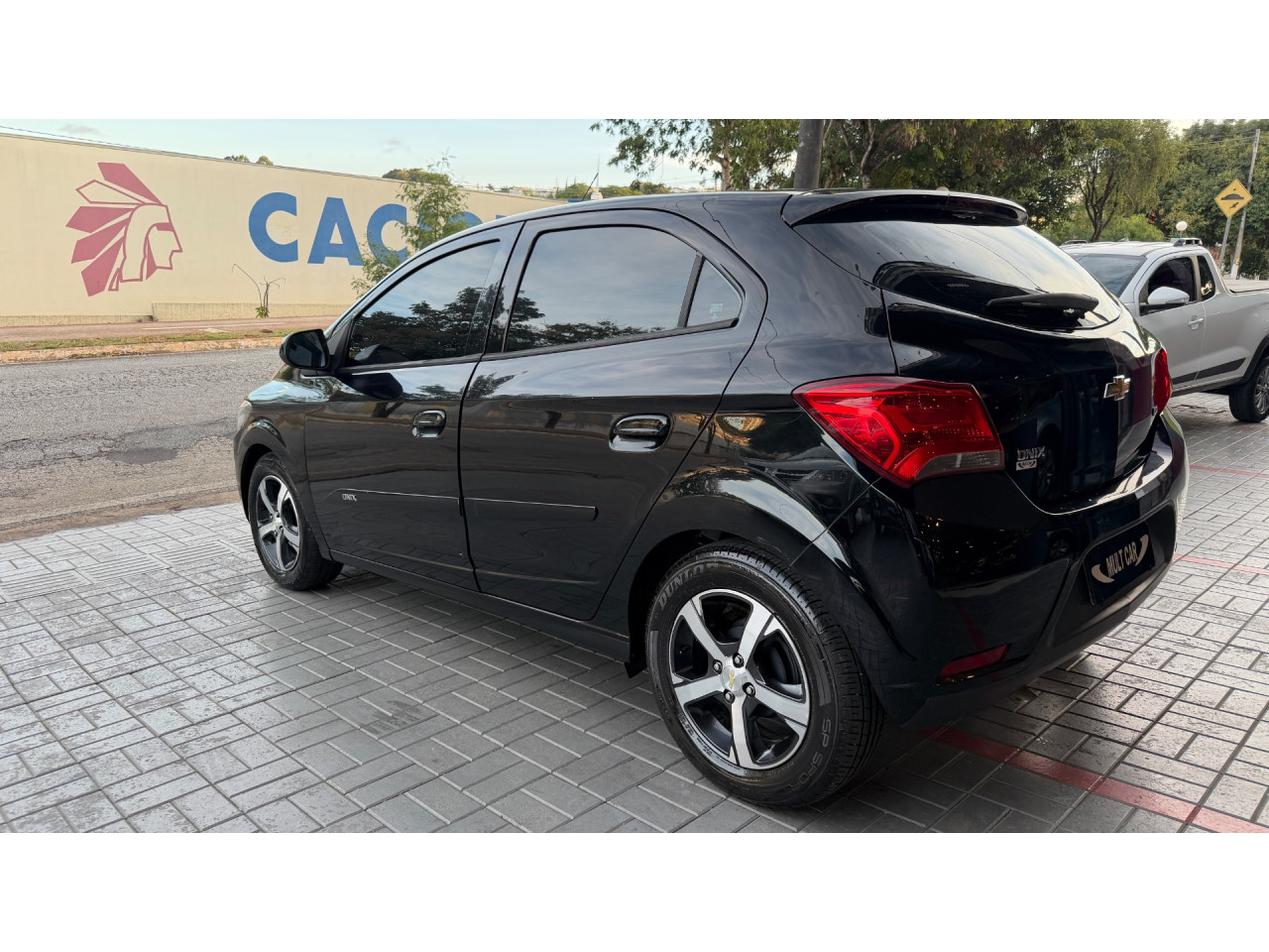CHEVROLET Onix Hatch 1.4 4P FLEX LTZ AUTOMÁTICO