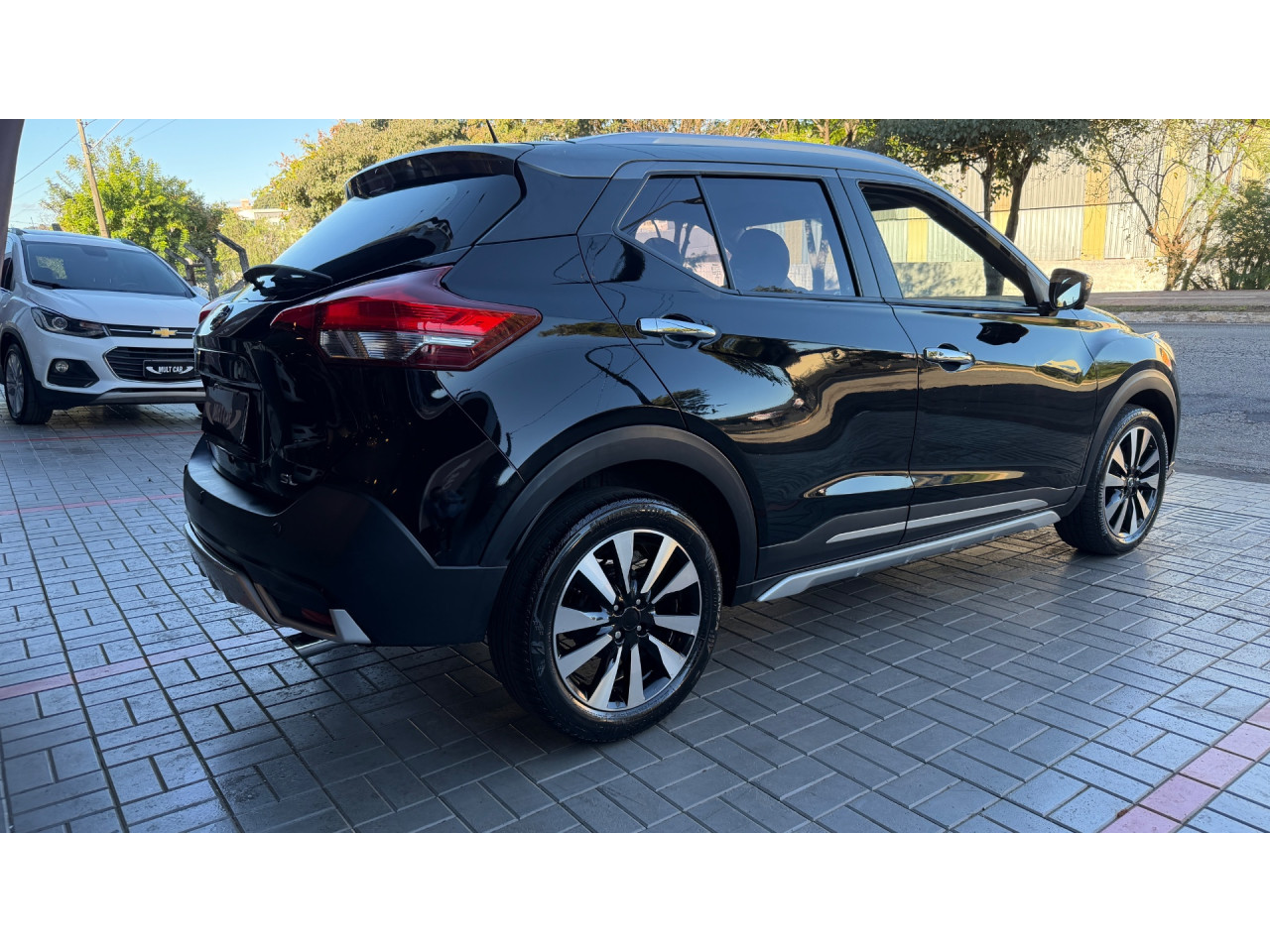 NISSAN Kicks 1.6 16V 4P FLEXSTART SL X-TRONIC AUTOMÁTICO CVT