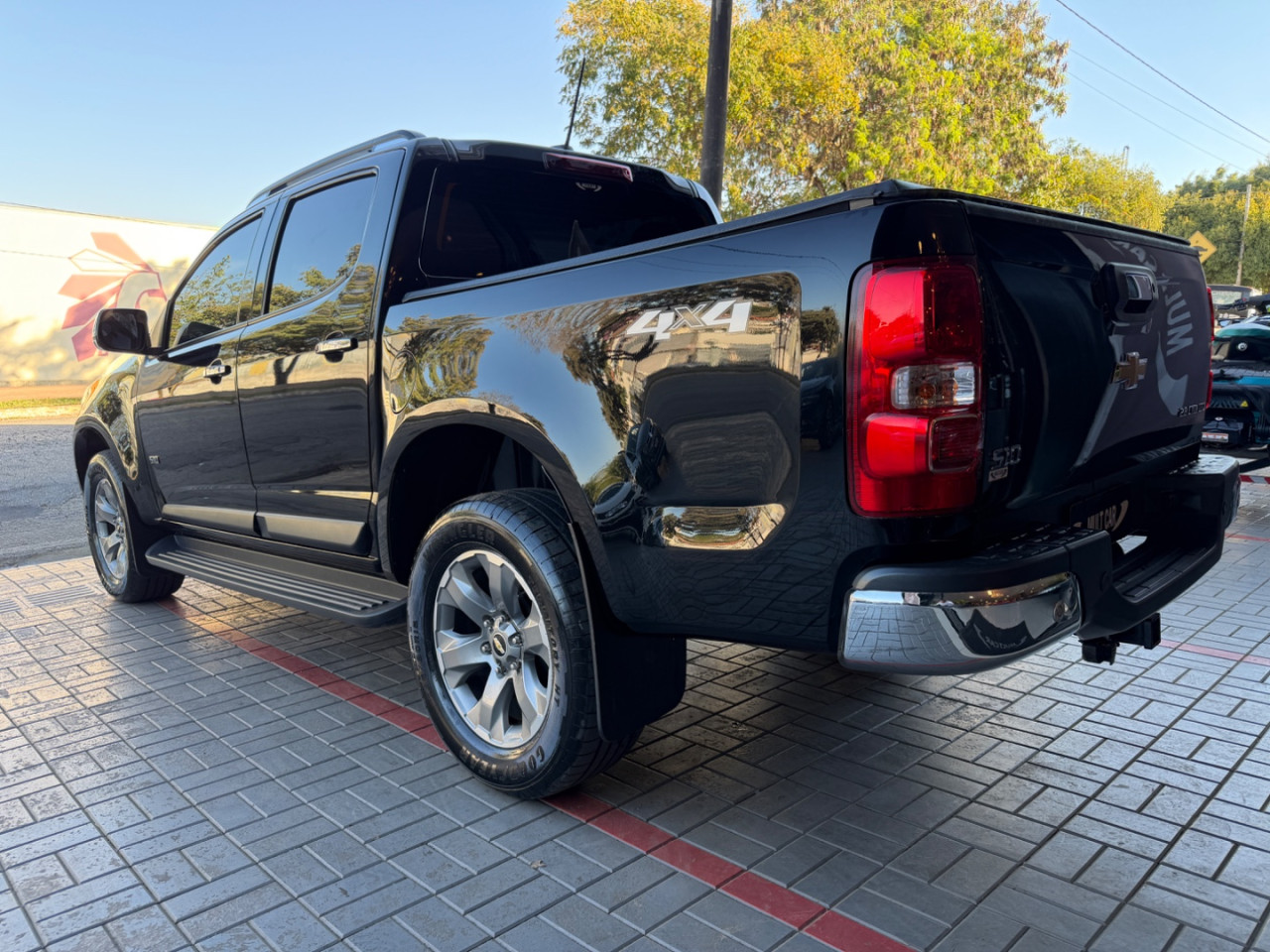 CHEVROLET S10 2.8 16V LTZ CABINE DUPLA 4X4 TURBO DIESEL AUTOMÁTICO