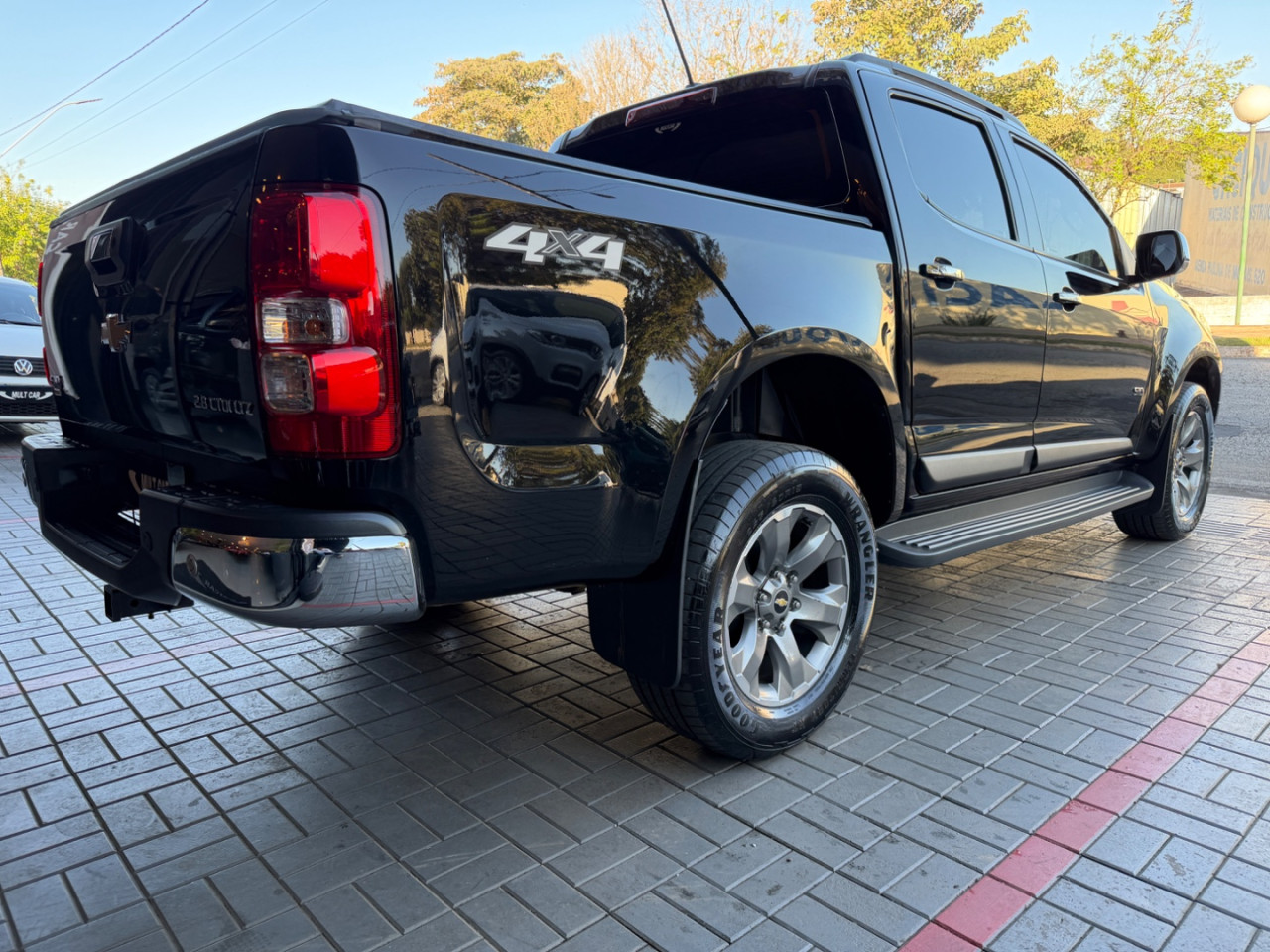 CHEVROLET S10 2.8 16V LTZ CABINE DUPLA 4X4 TURBO DIESEL AUTOMÁTICO