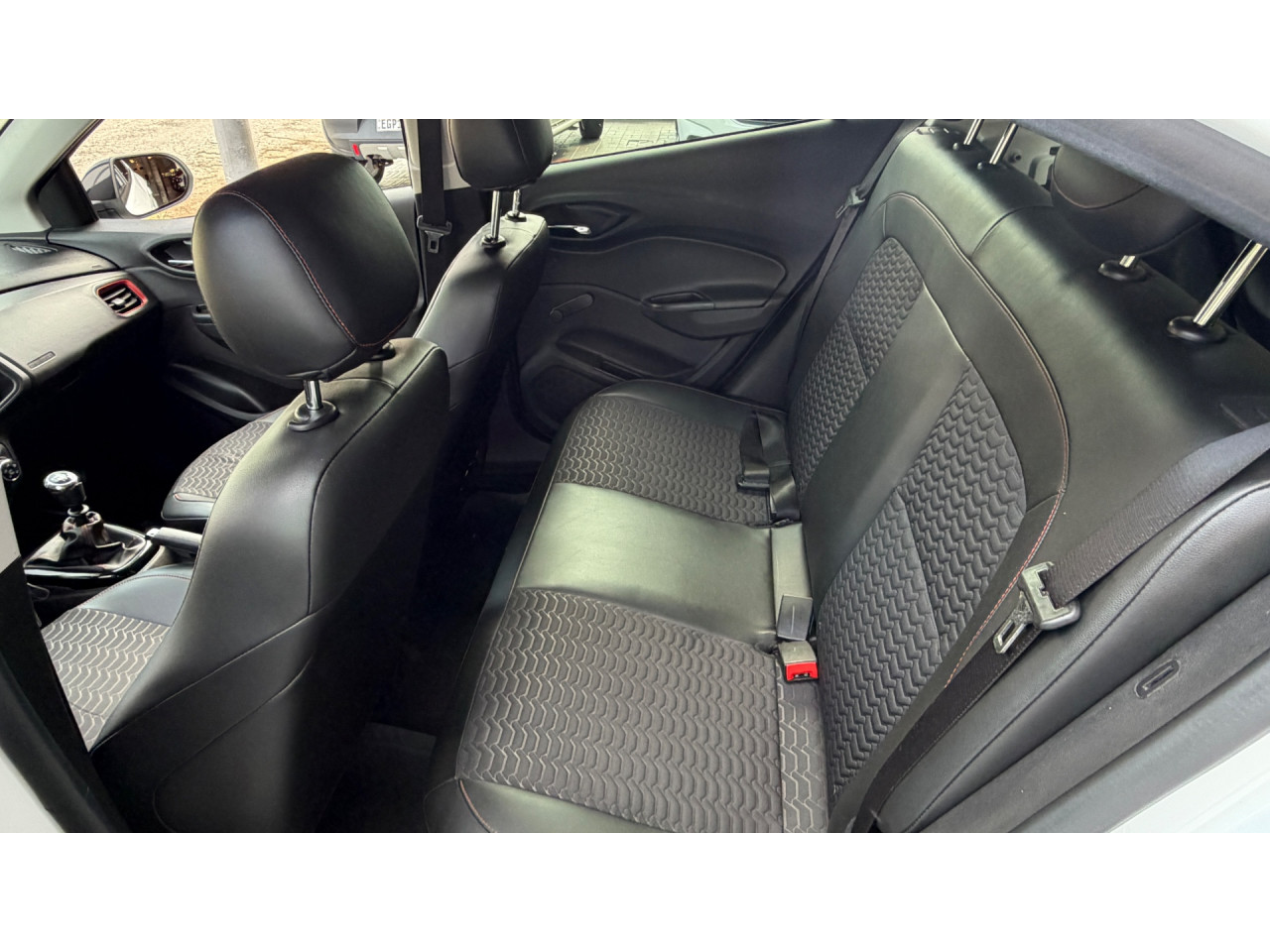 CHEVROLET Onix Hatch 1.4 4P FLEX EFFECT