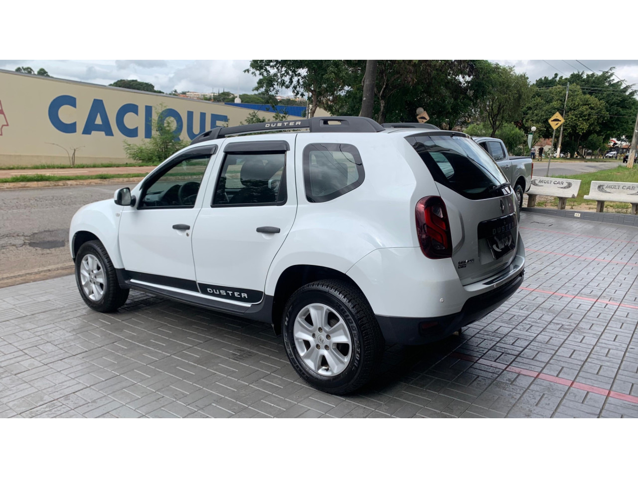 RENAULT Duster 1.6 16V 4P FLEX DYNAMIQUE AUTOMÁTICO CVT