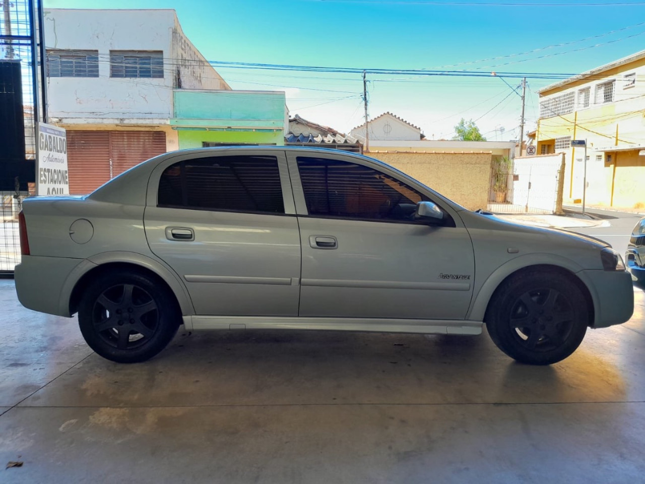 Astra Sedan 2.0 4P ADVANTAGE