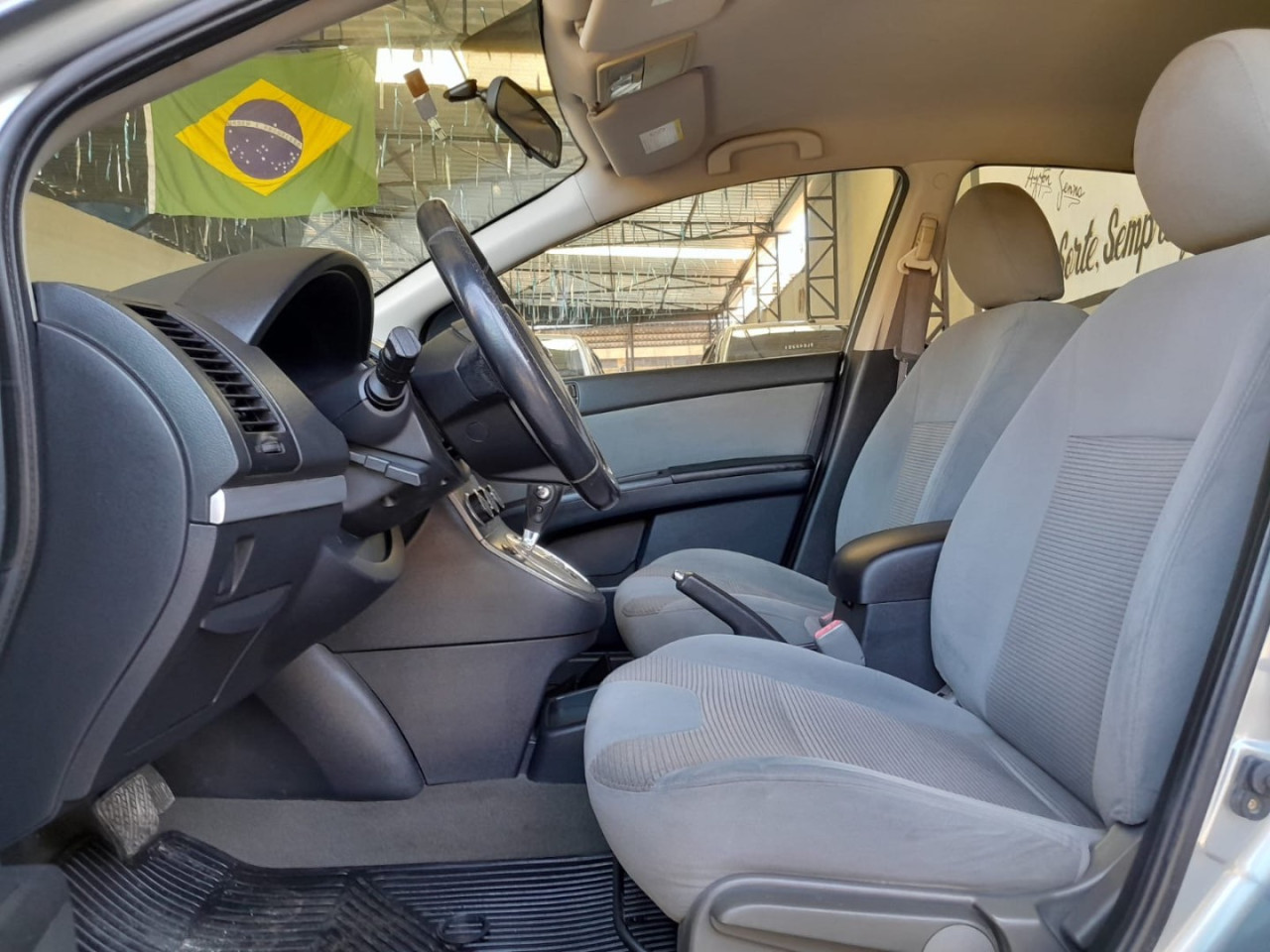 Sentra 2.0 16V 4P S FLEX AUTOMÁTICO CVT