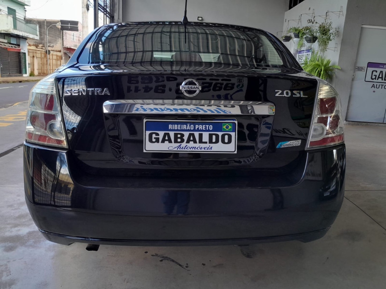 Sentra 2.0 16V 4P SL