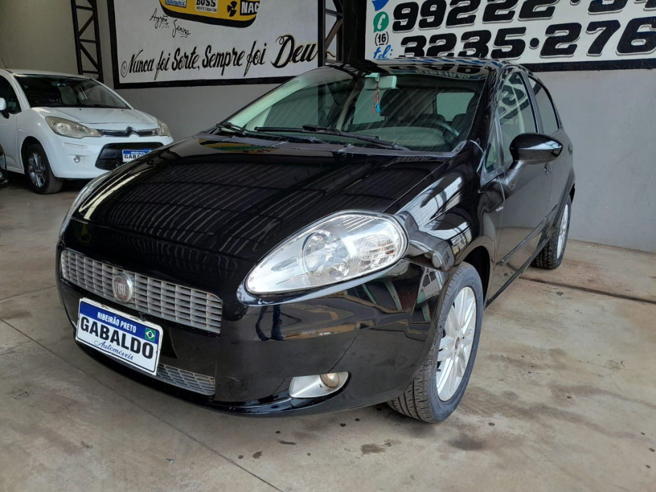 FIAT Punto 1.8 16V 4P  ESSENCE FLEX