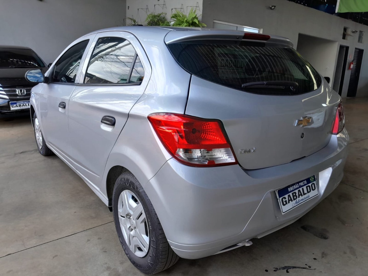 CHEVROLET Onix Hatch 1.0 4P FLEX JOY