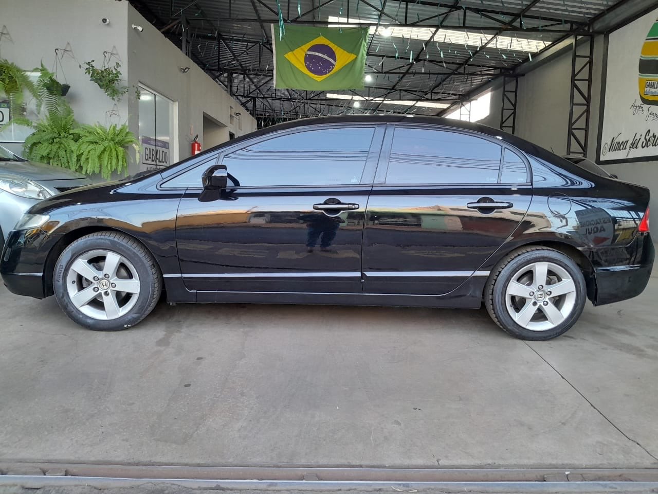 Civic 1.8 16V 4P LXS AUTOMÁTICO