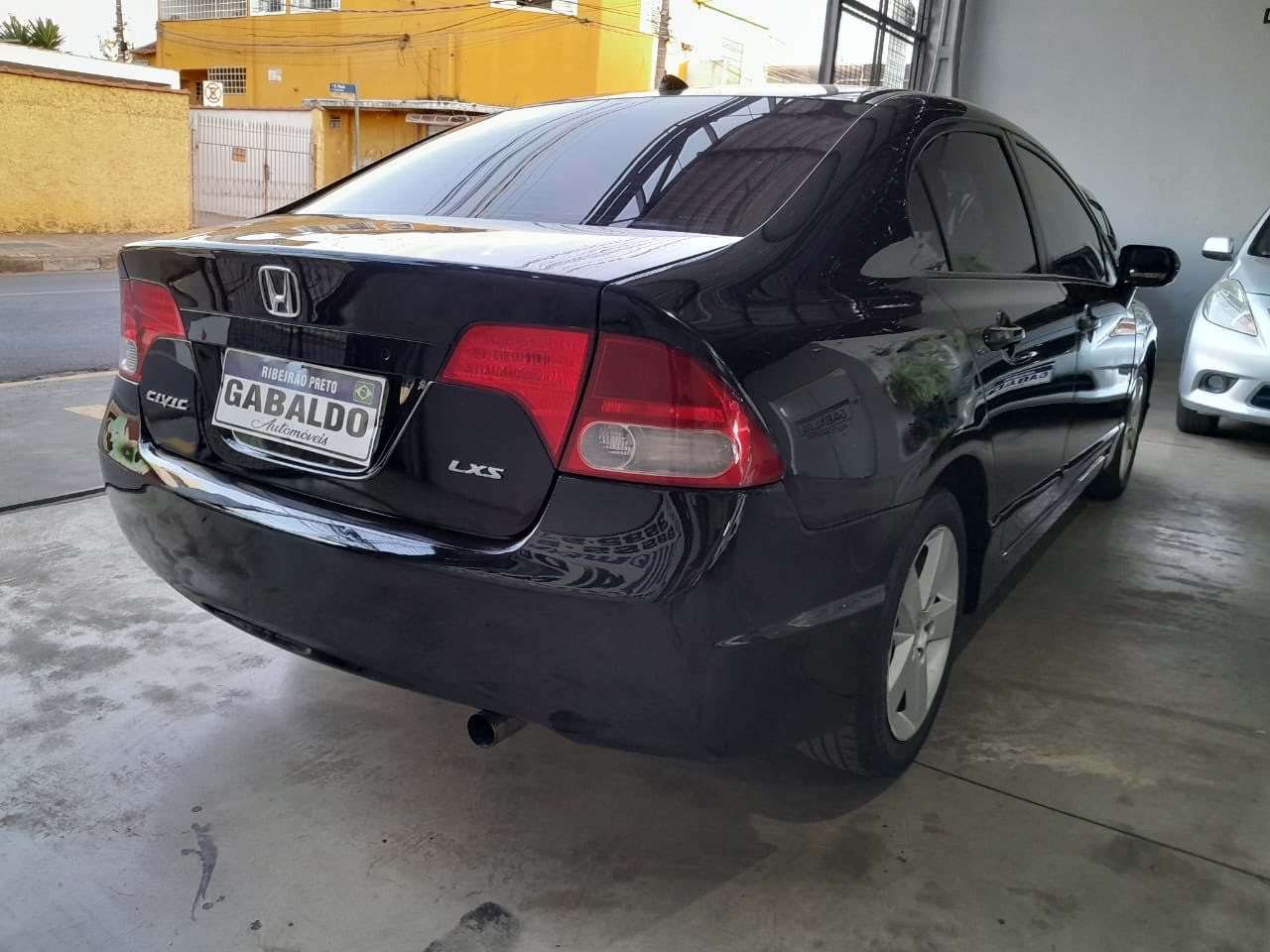 Civic 1.8 16V 4P LXS AUTOMÁTICO