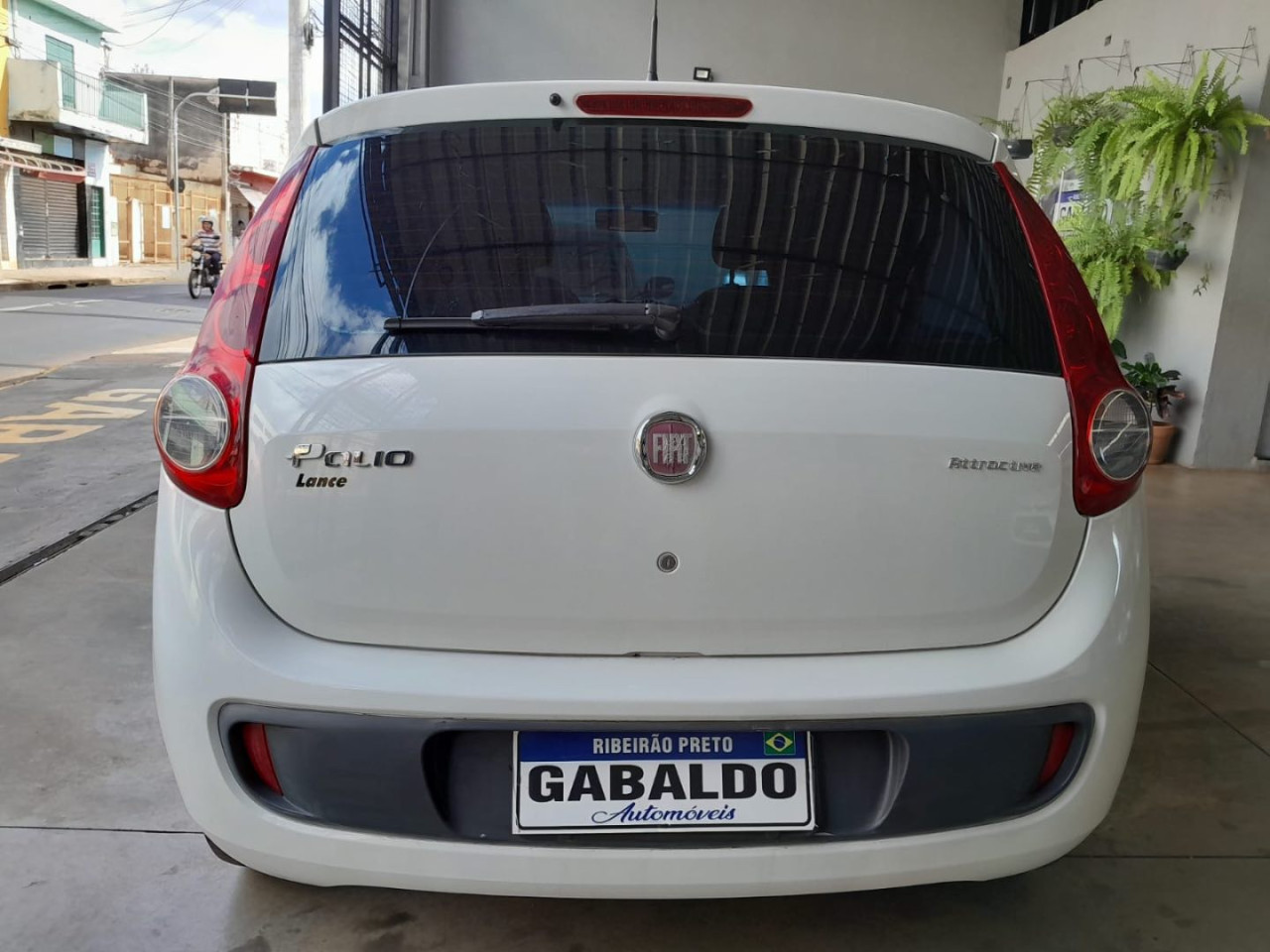FIAT Palio 1.0 4P FLEX ATTRACTIVE