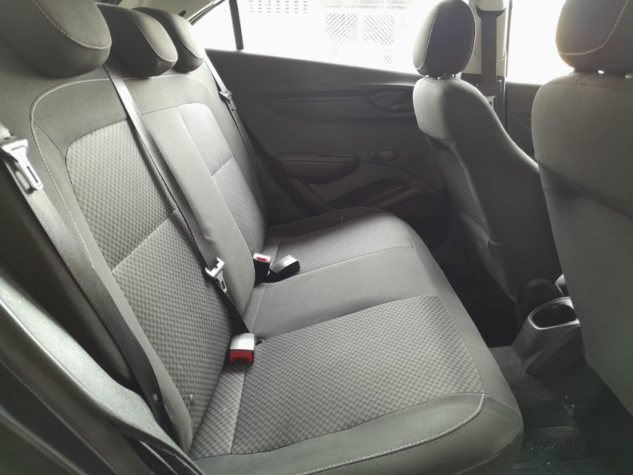 CHEVROLET Onix Hatch 1.0 4P FLEX JOY