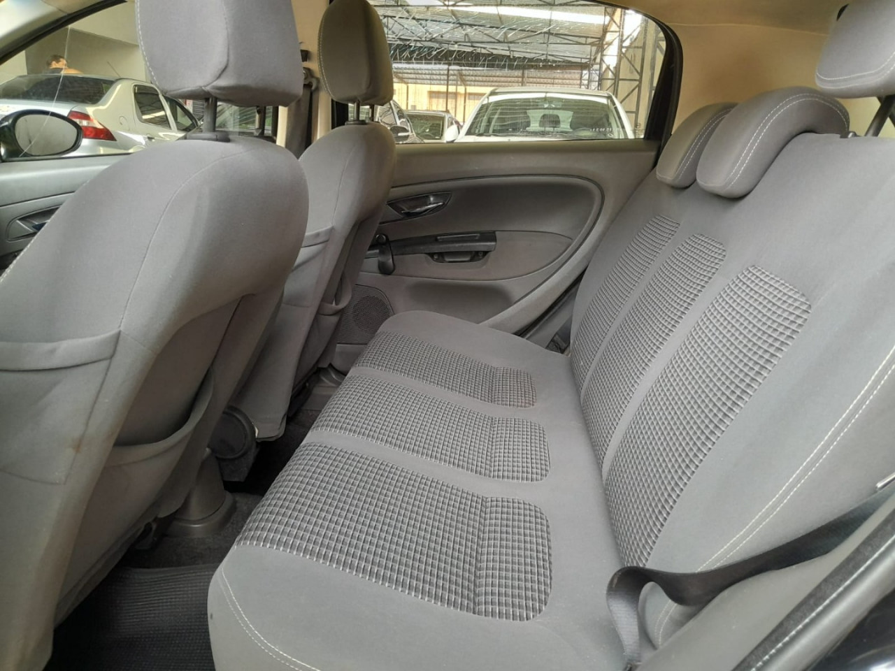 FIAT Punto 1.8 16V 4P  ESSENCE FLEX