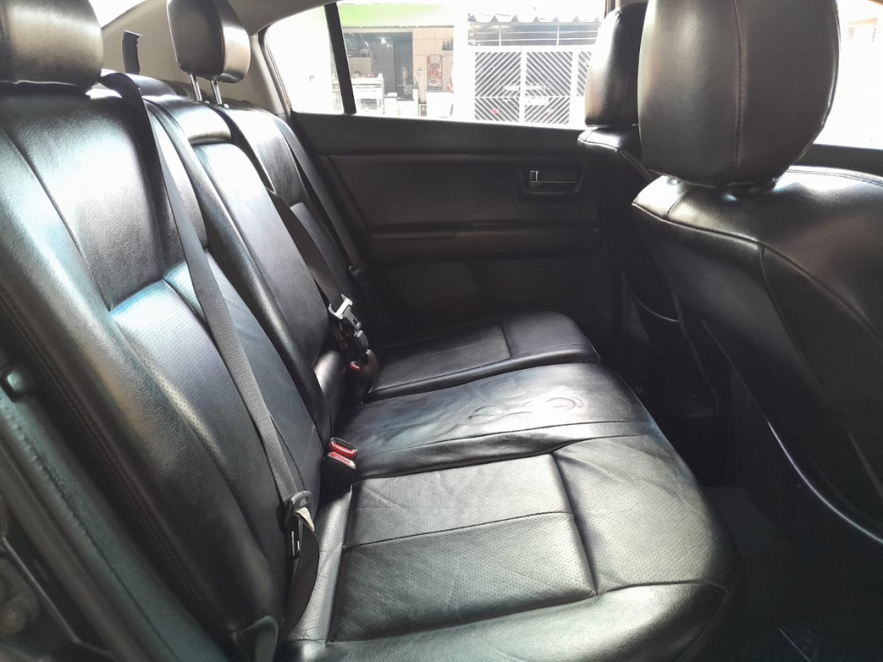 Sentra 2.0 16V 4P SL