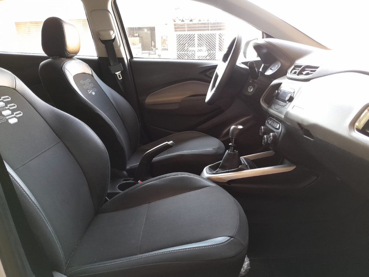 Onix Hatch 1.0 4P FLEX LT