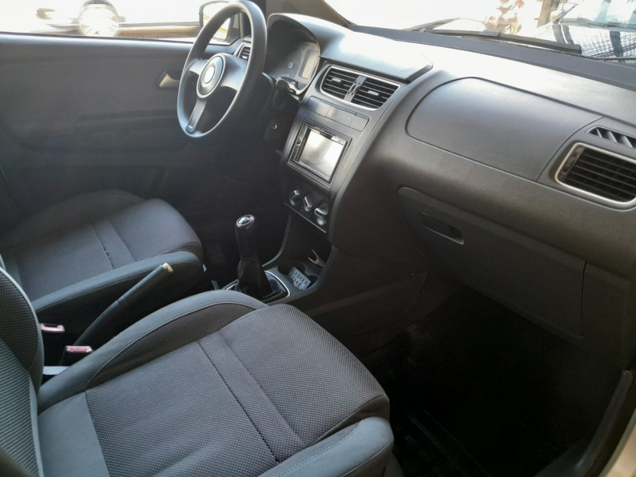 VOLKSWAGEN Fox 1.6 FLEX