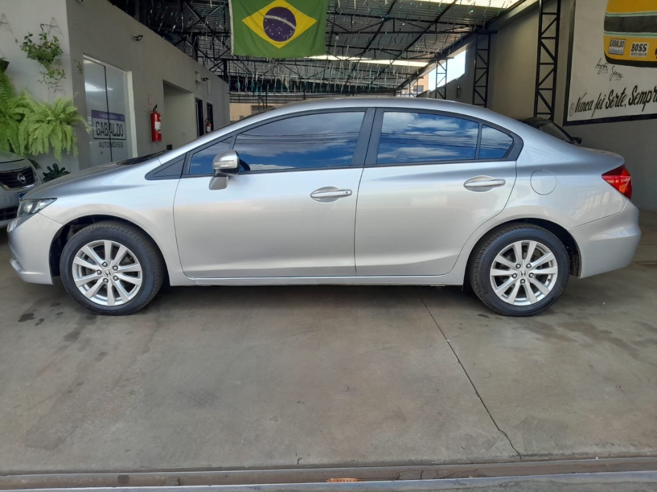 Civic 1.8 16V 4P FLEX LXS AUTOMÁTICO