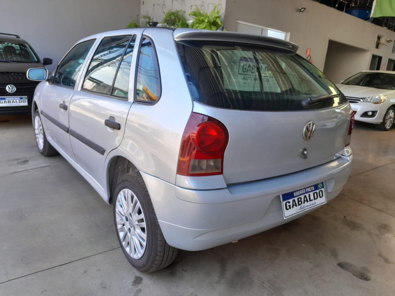 VOLKSWAGEN Gol 1.0 4P G4 FLEX
