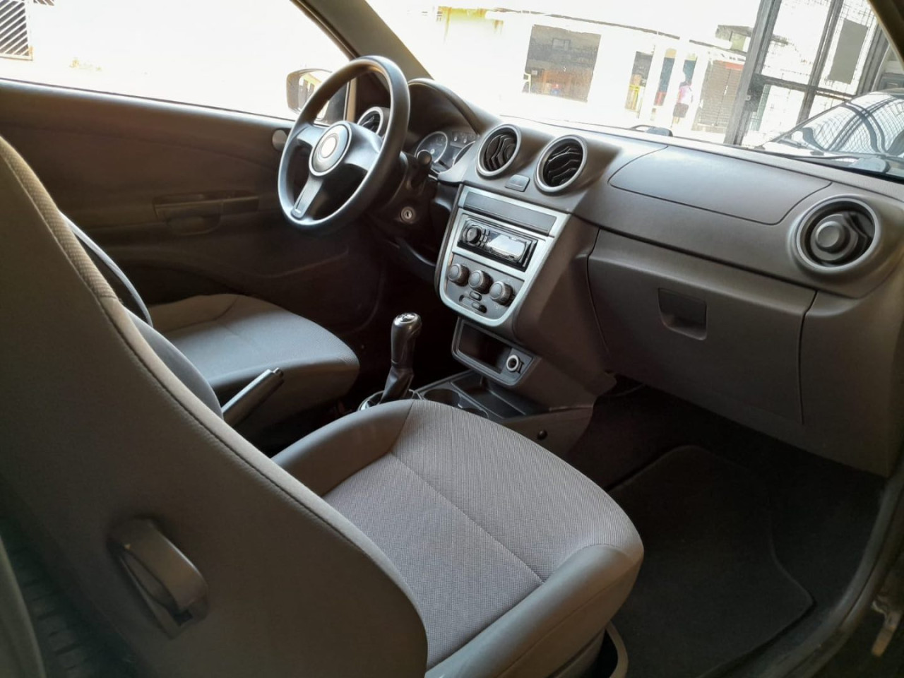 VOLKSWAGEN Saveiro 1.6 CS