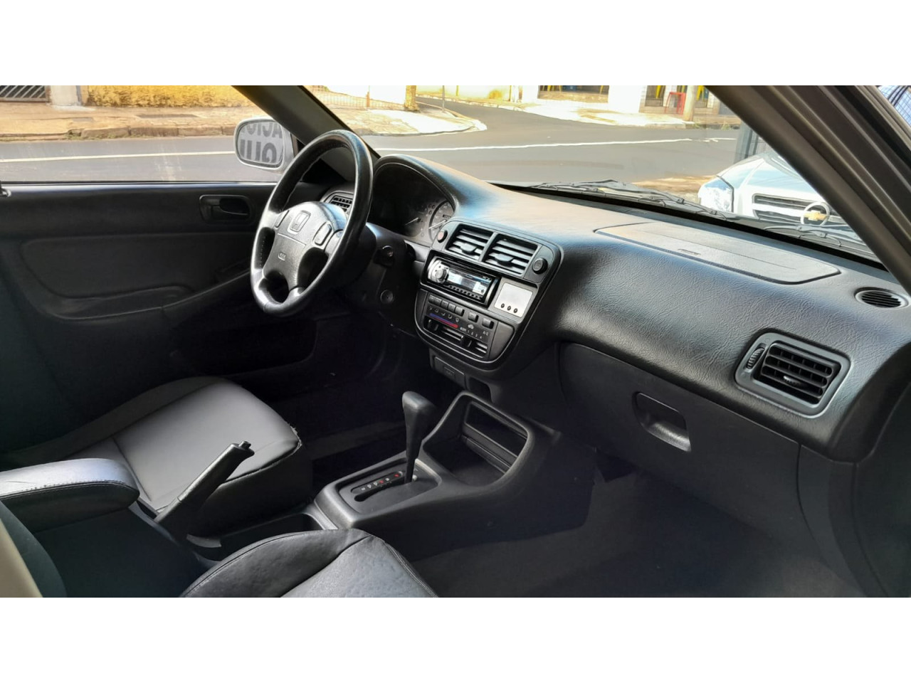 Civic 1.6 16V 4P LX