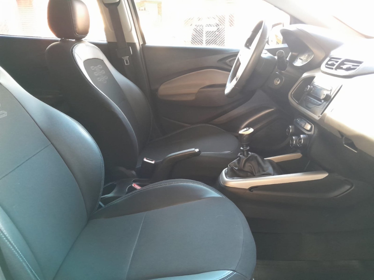 Onix Hatch 1.0 4P FLEX LT