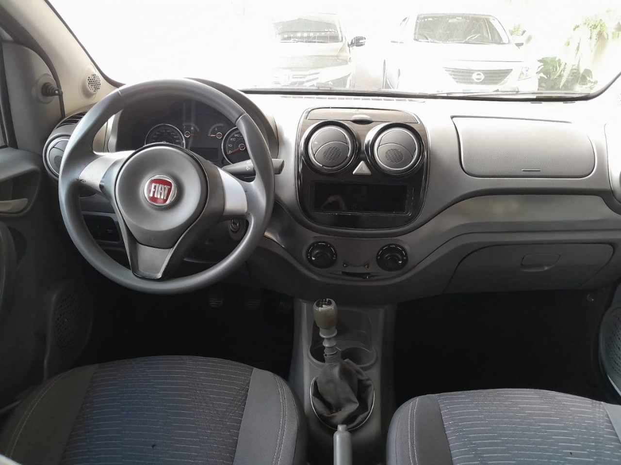 FIAT Palio 1.0 4P FLEX ATTRACTIVE