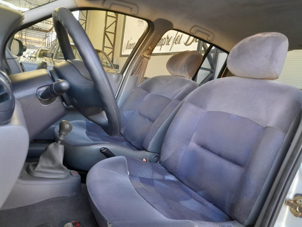 Clio Sedan 1.0 16V 4P RT