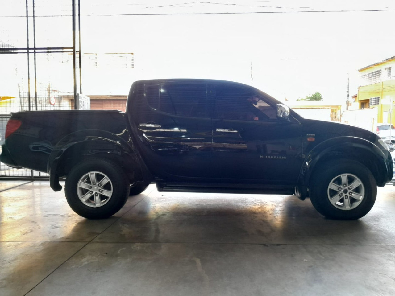 MITSUBISHI L 200 3.5 24V FLEX HPE 4X4  CABINE DUPLA AUTOMÁTICO