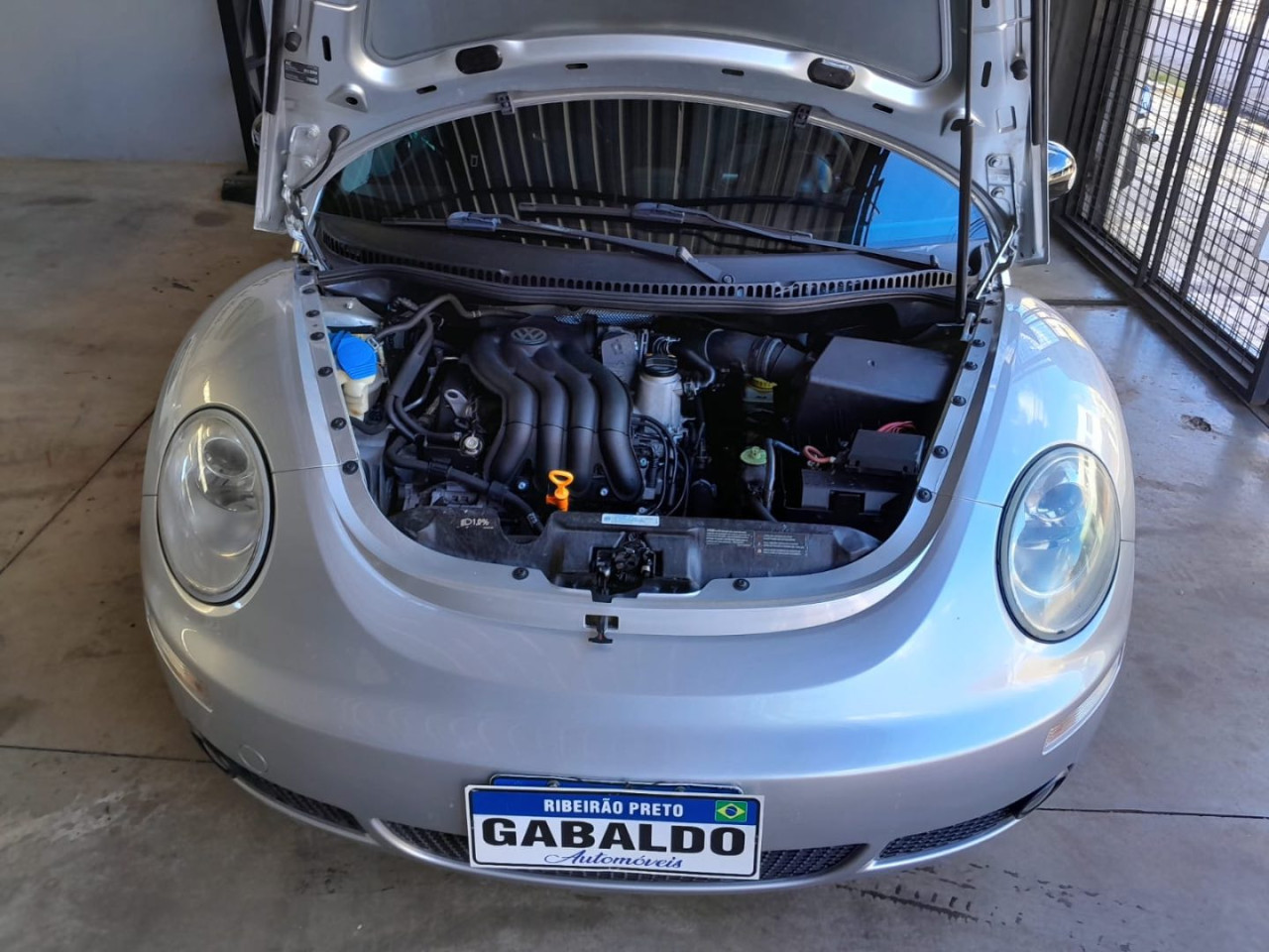 VOLKSWAGEN New Beetle 2.0 MI