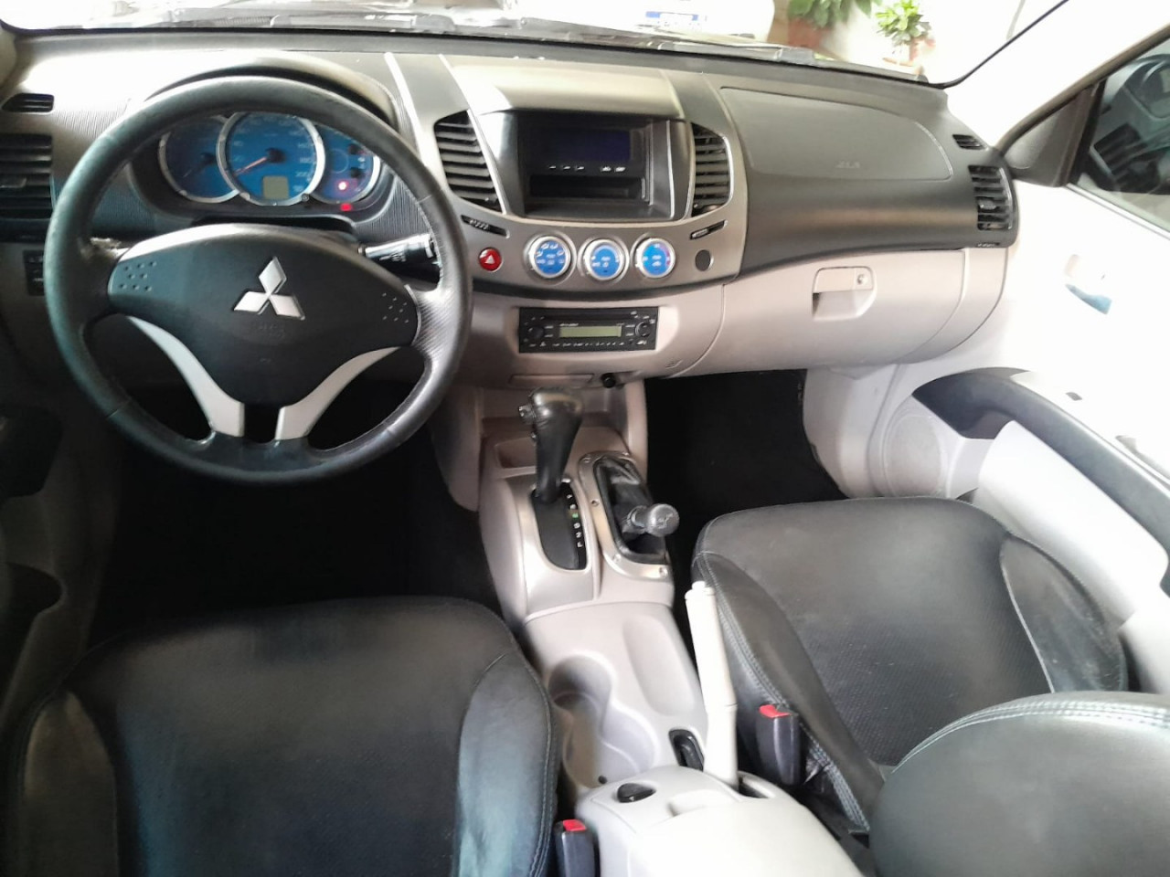 MITSUBISHI L 200 3.5 24V FLEX HPE 4X4  CABINE DUPLA AUTOMÁTICO