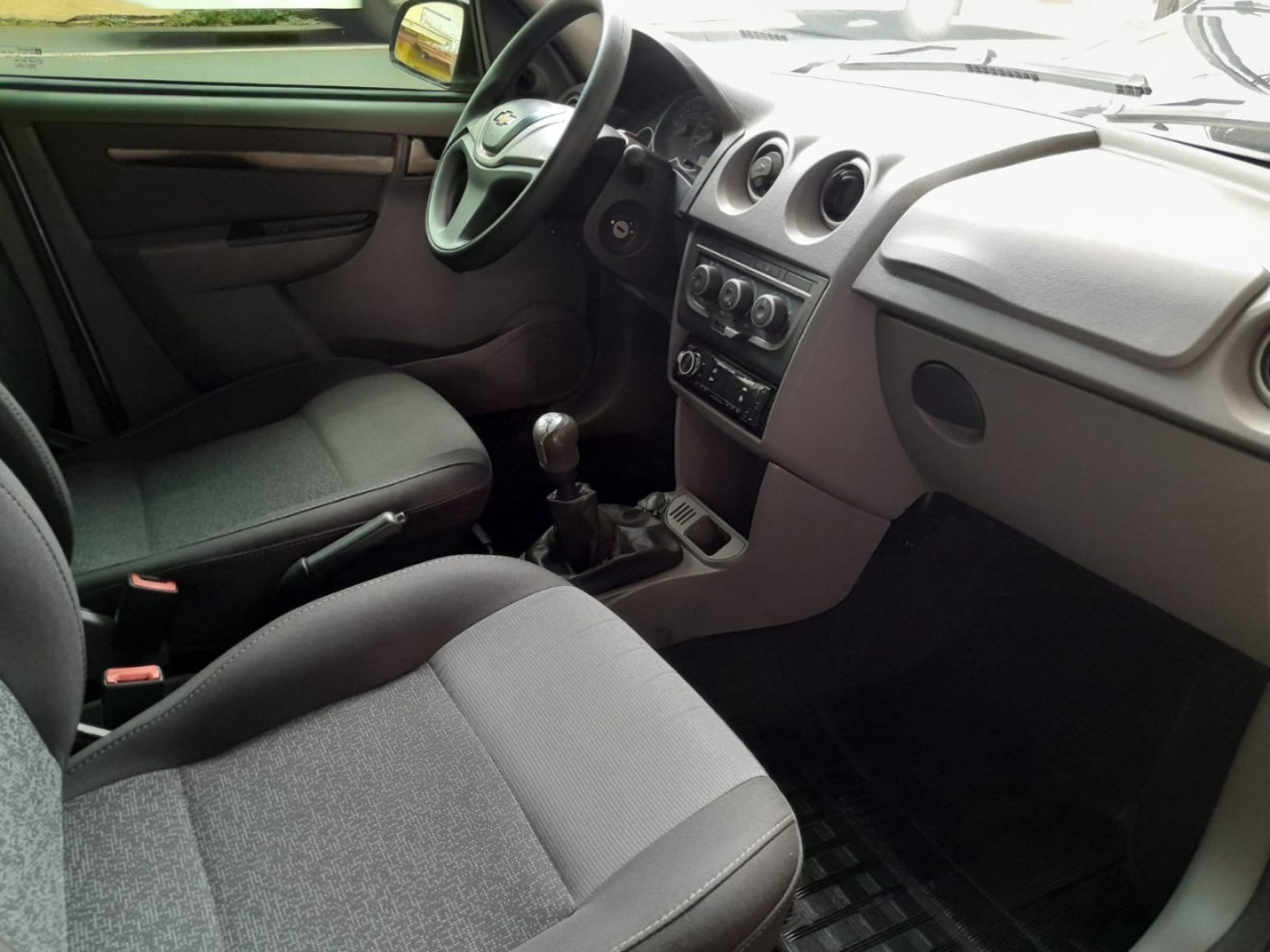 CHEVROLET Prisma 1.4 4P LT FLEX