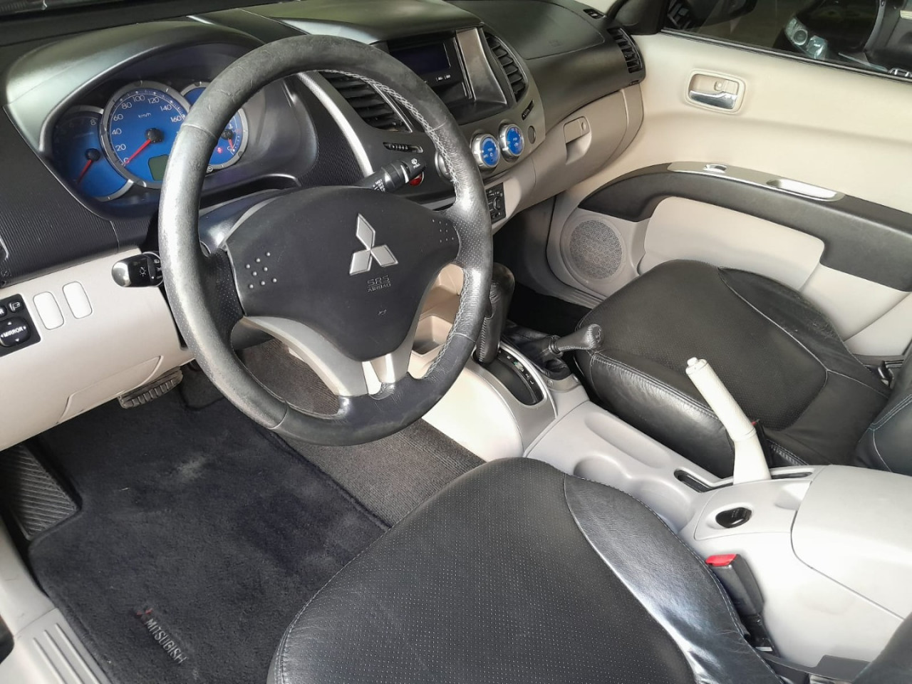 MITSUBISHI L 200 3.5 24V FLEX HPE 4X4  CABINE DUPLA AUTOMÁTICO