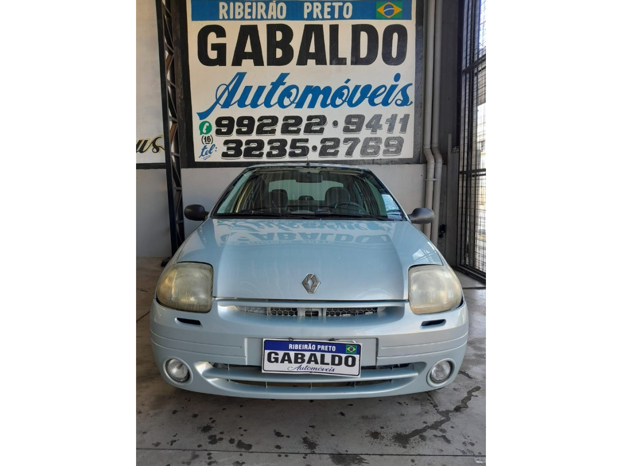 Clio Sedan 1.0 16V 4P RT