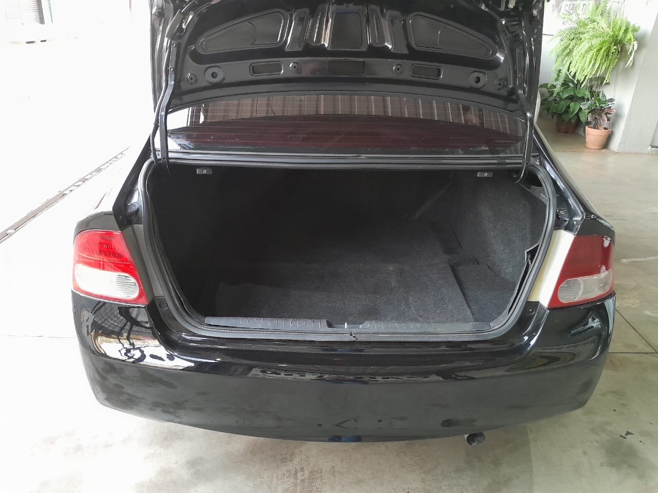 Civic 1.8 16V 4P LXS AUTOMÁTICO