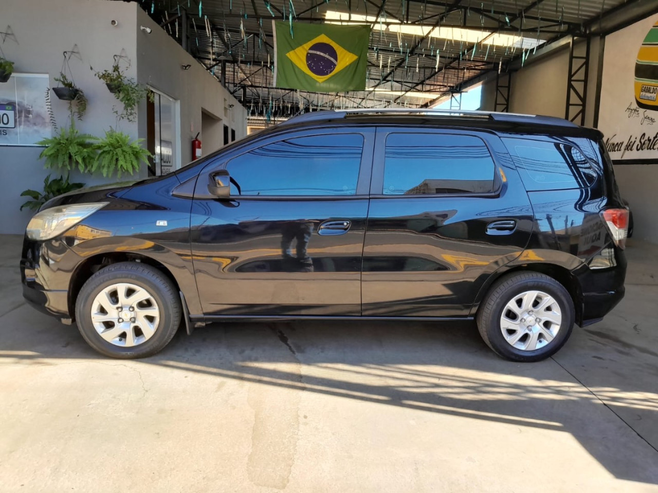 Spin 1.8 4P FLEX LTZ 7 LUGARES AUTOMÁTICO