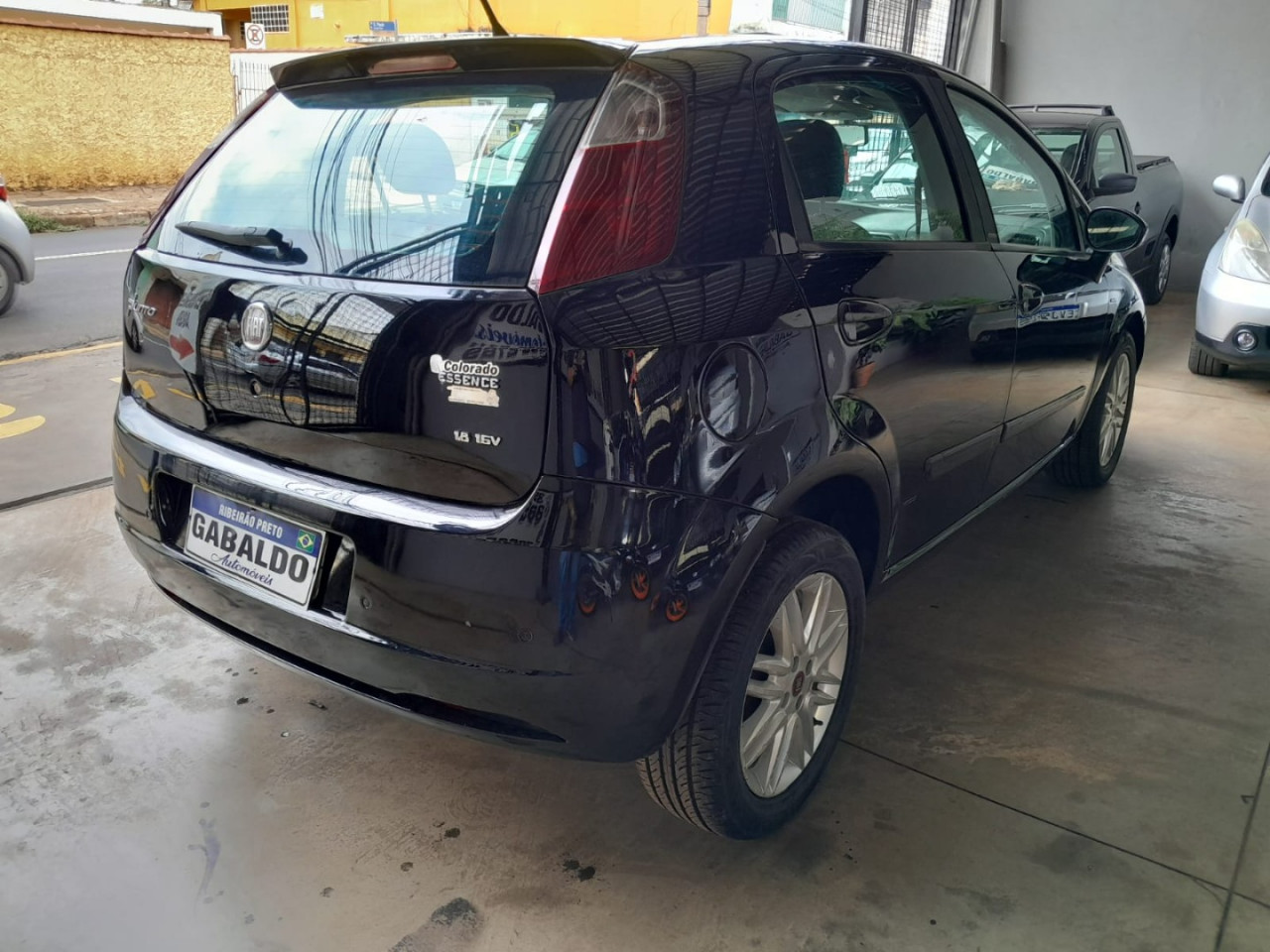 FIAT Punto 1.8 16V 4P  ESSENCE FLEX