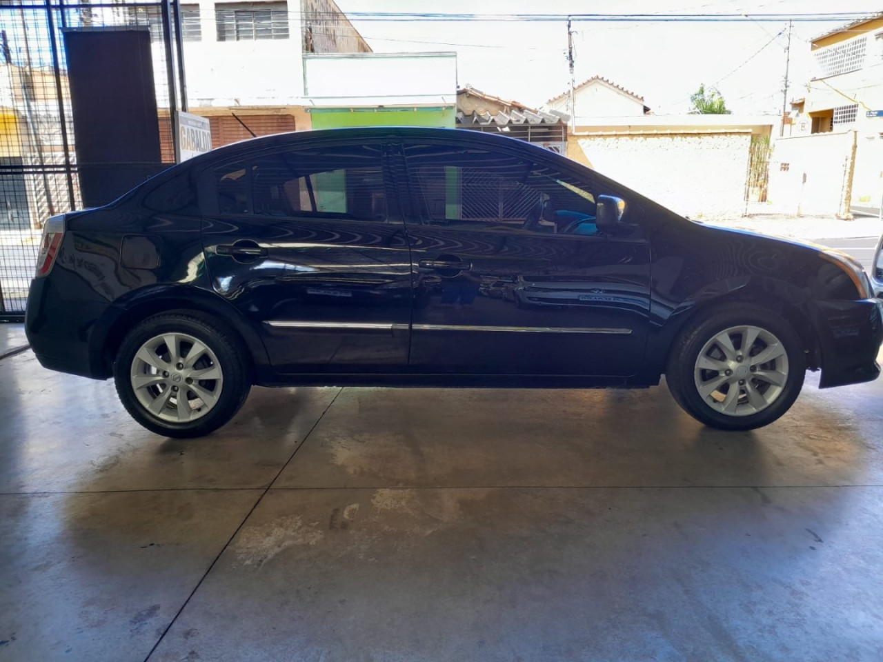 Sentra 2.0 16V 4P SL