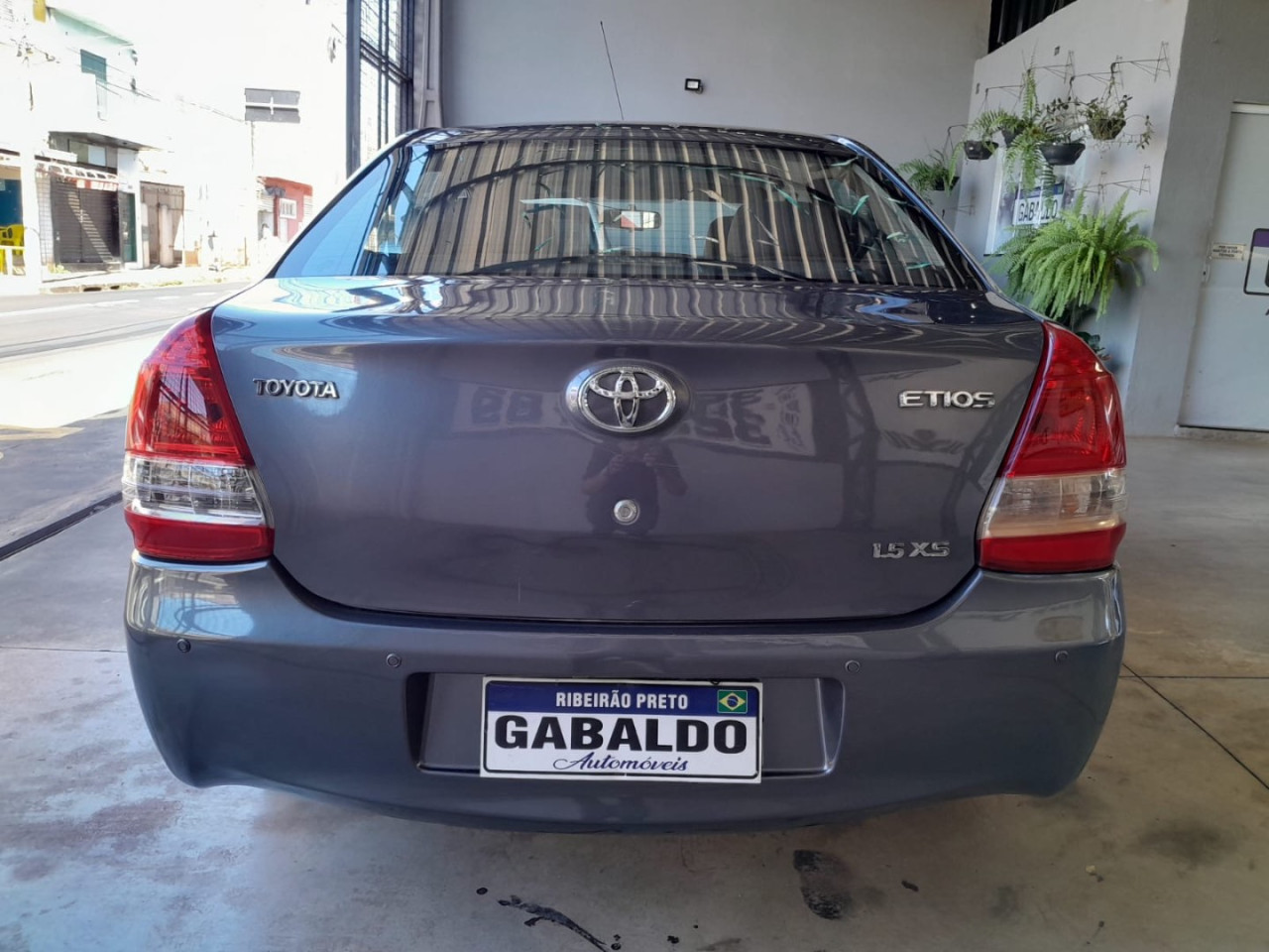 Etios Sedan 1.5 16V 4P FLEX XS