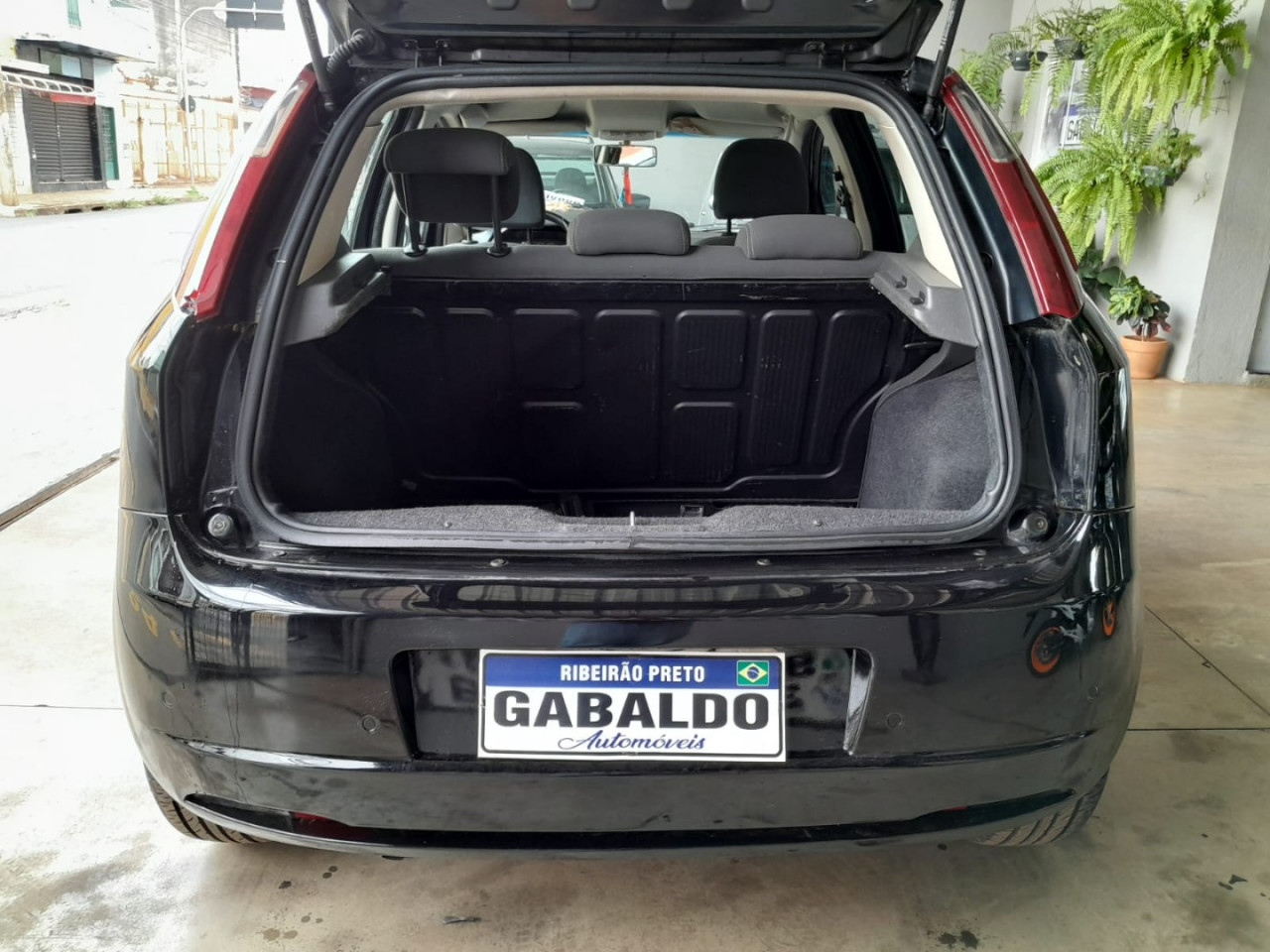 FIAT Punto 1.8 16V 4P  ESSENCE FLEX