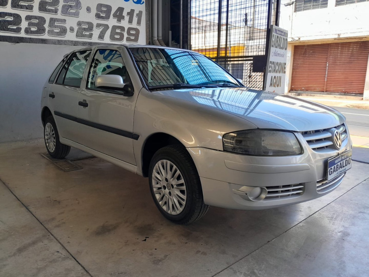 VOLKSWAGEN Gol 1.0 4P G4 FLEX