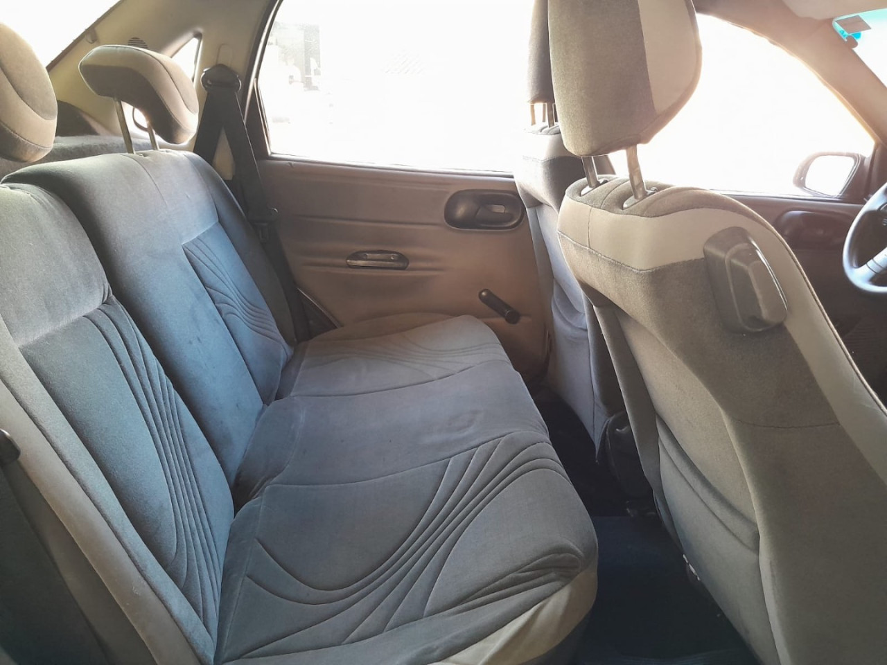 Classic Sedan 1.0 4P VHCE FLEX LS