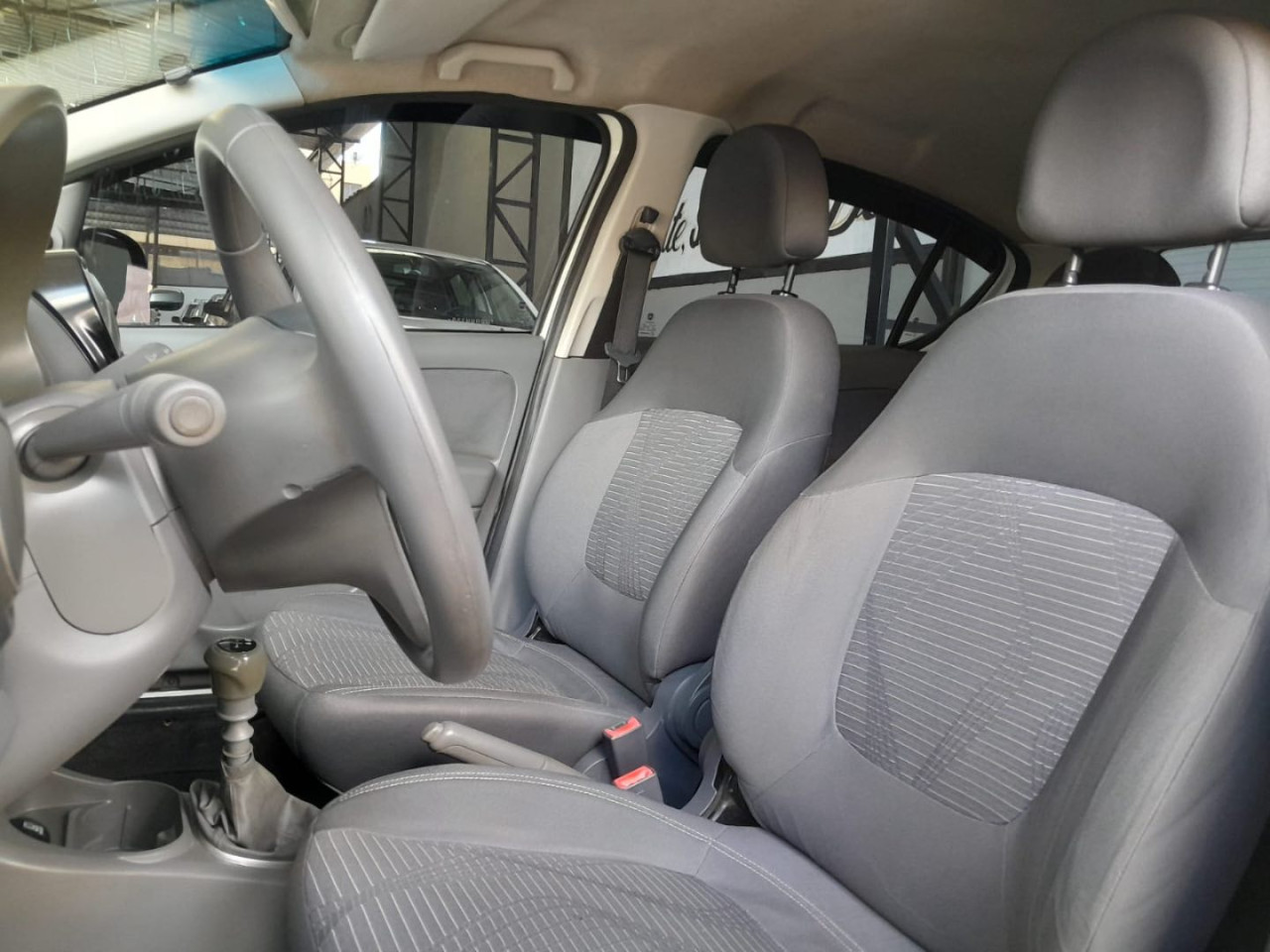 FIAT Palio 1.0 4P FLEX ATTRACTIVE
