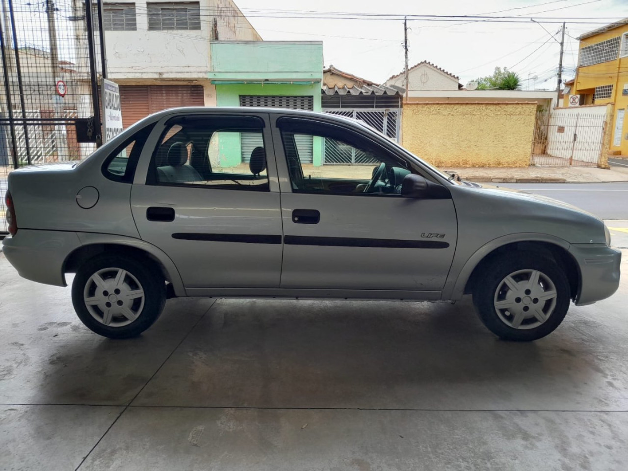 CHEVROLET Classic Sedan 1.0 4P