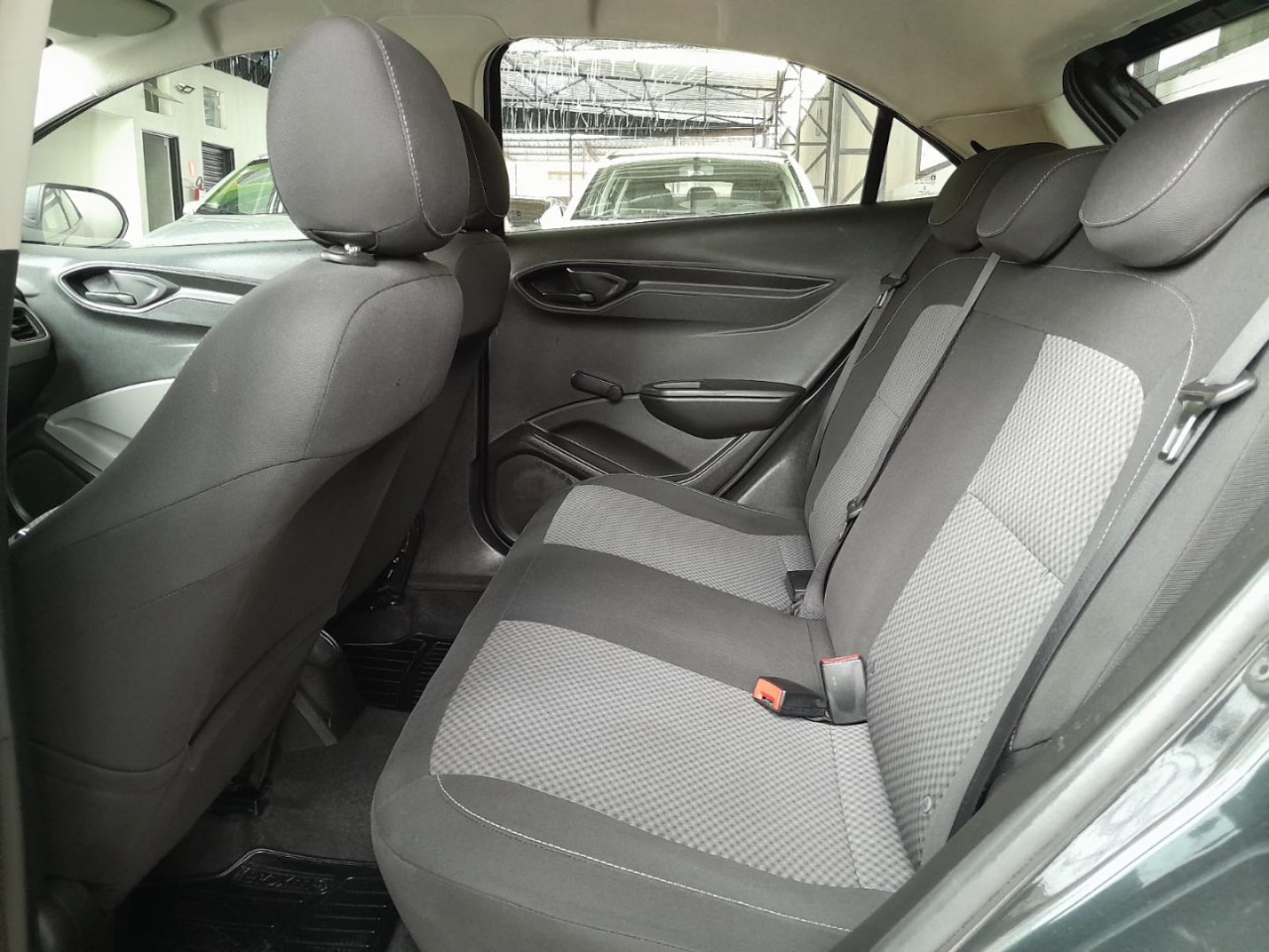 CHEVROLET Onix Hatch 1.0 4P FLEX JOY