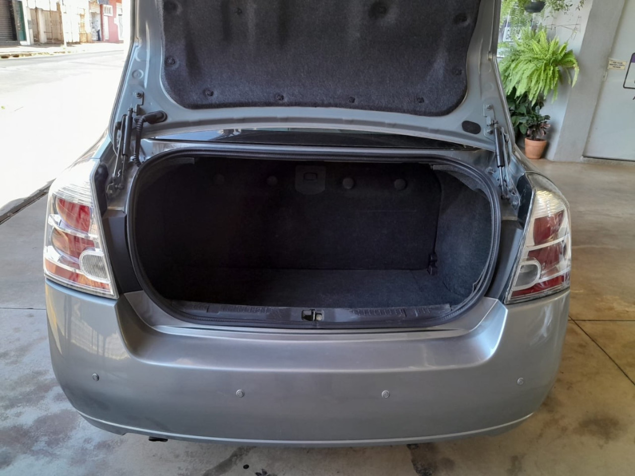 Sentra 2.0 16V 4P S FLEX AUTOMÁTICO CVT