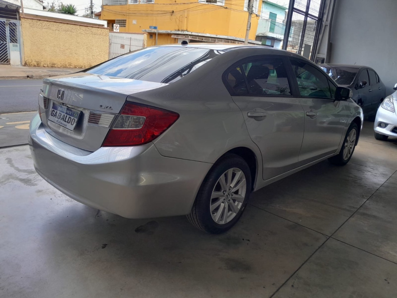 Civic 1.8 16V 4P FLEX LXS AUTOMÁTICO